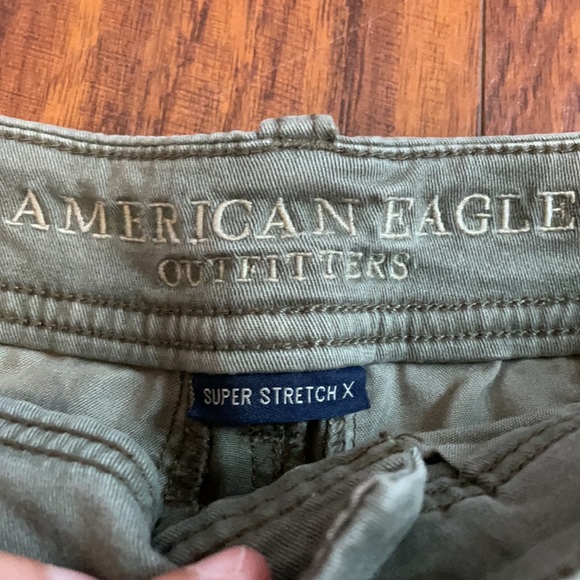 Brand New Without Tags American Eagle Olive Shorts - Picture 4 of 7